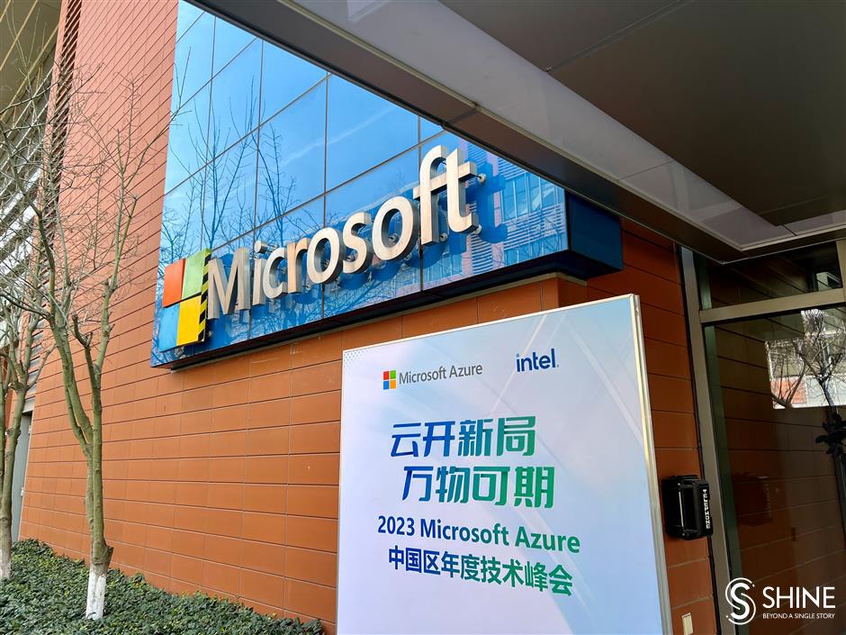 Microsoft Menambahkan Azure Banyak Fitur AI Memasarkannya di China