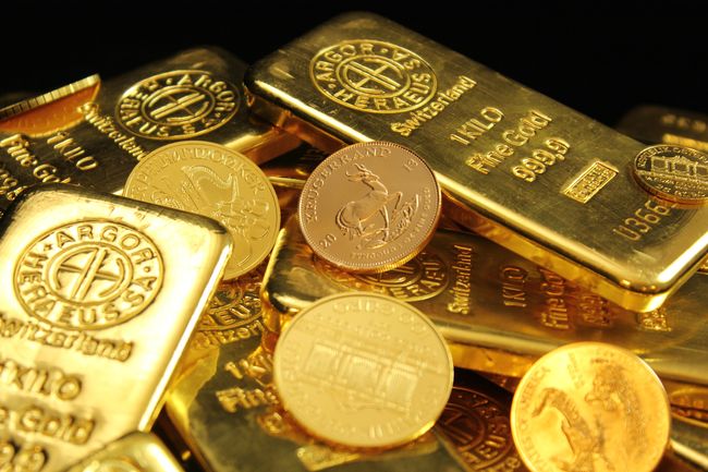 Harga Emas Hari Ini Mendadak Jatuh