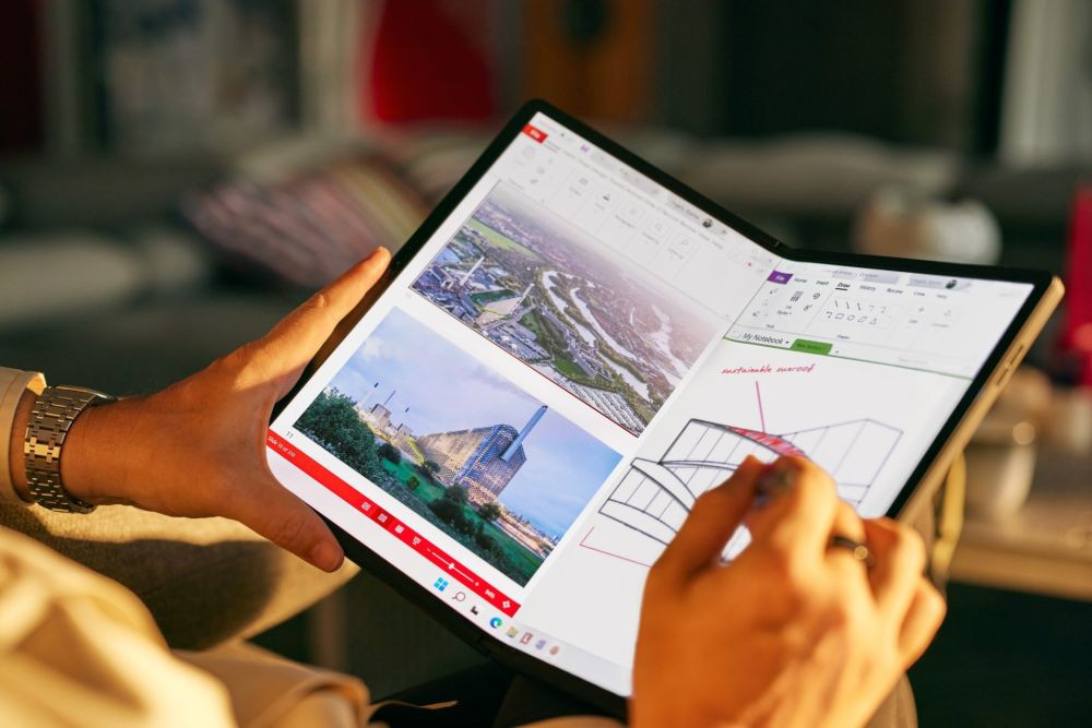 Laptop Ramah Lingkungan di MWC 2023