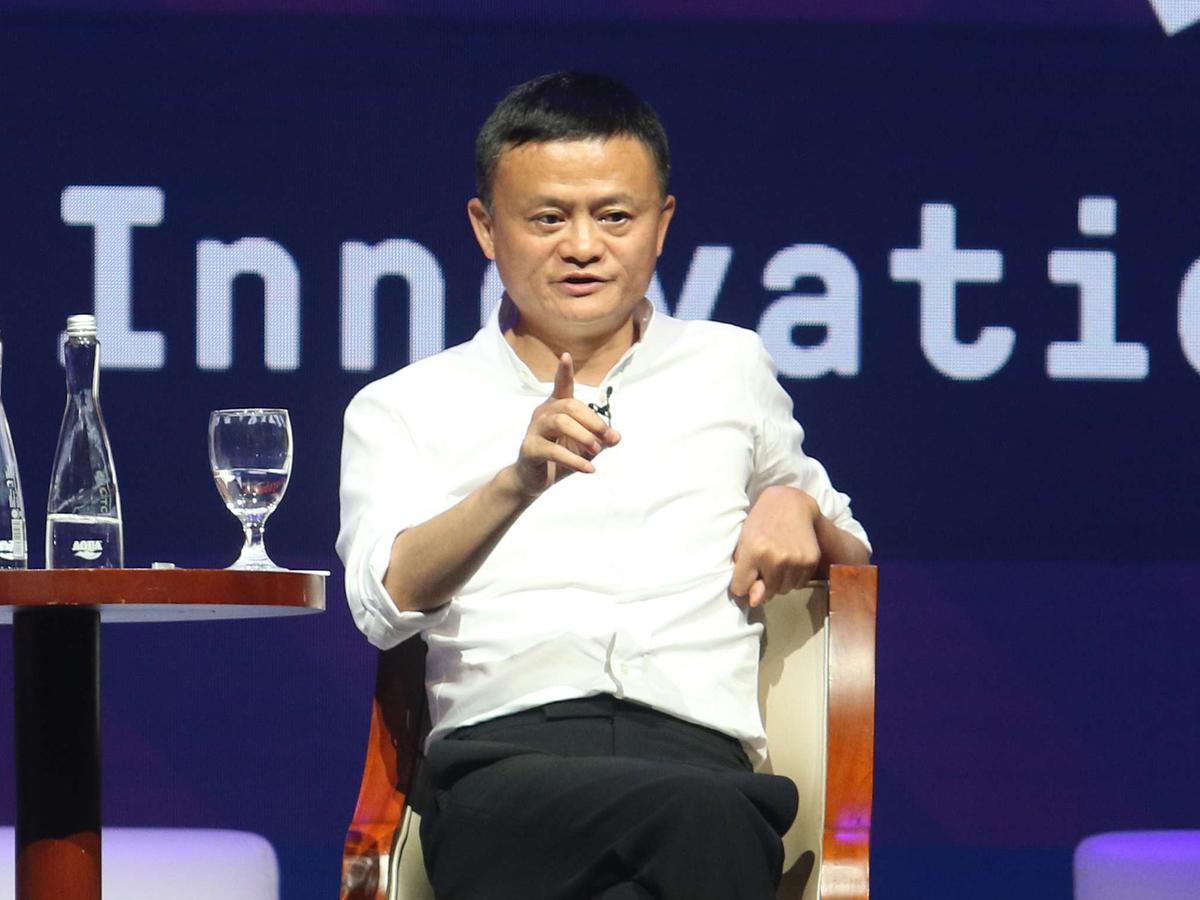 Ilustrasi Jack Ma Yang Sudah Mendapatkan Gelar Profesor