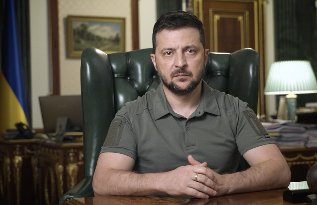 Ilustrasi Zelensky Marah Setelah Menonton Video Pemenggalan Kepala Tentaranya