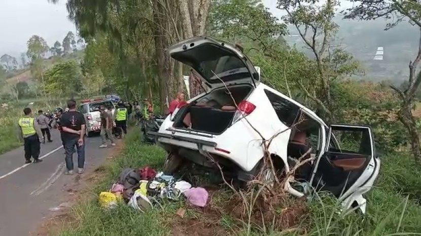 Lokasi Terjadinya Kecelakaan Mobil Terguling Di Sarangan