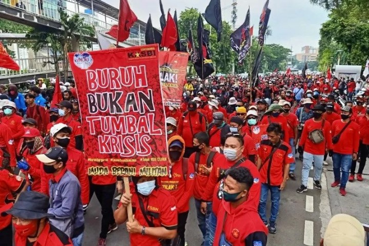 Partai Buruh Melakukan Aksi May Day Di Depan Istana Negara