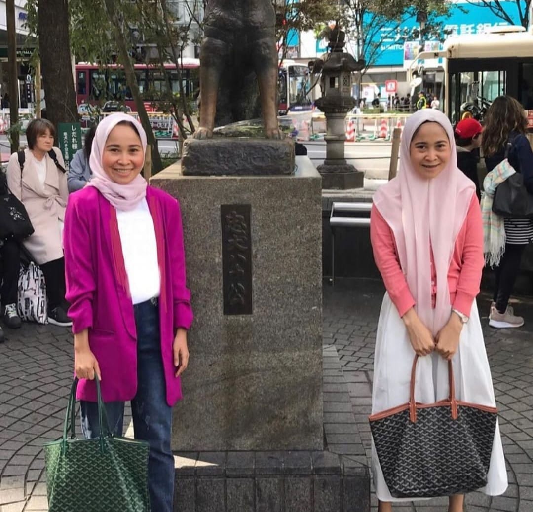 Si Kembar Pelaku Penipuan Jual Beli iPhone