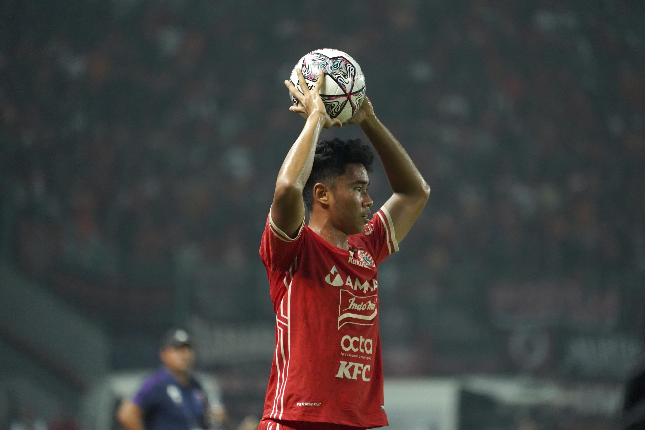 Pertandingan Antara Persija Jakarta VS Persita Tangerang