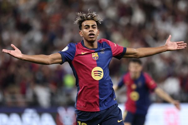 Lamine Yamal Pecahkan Dua Rekor di Semifinal Liga Champions Barcelona vs Inter