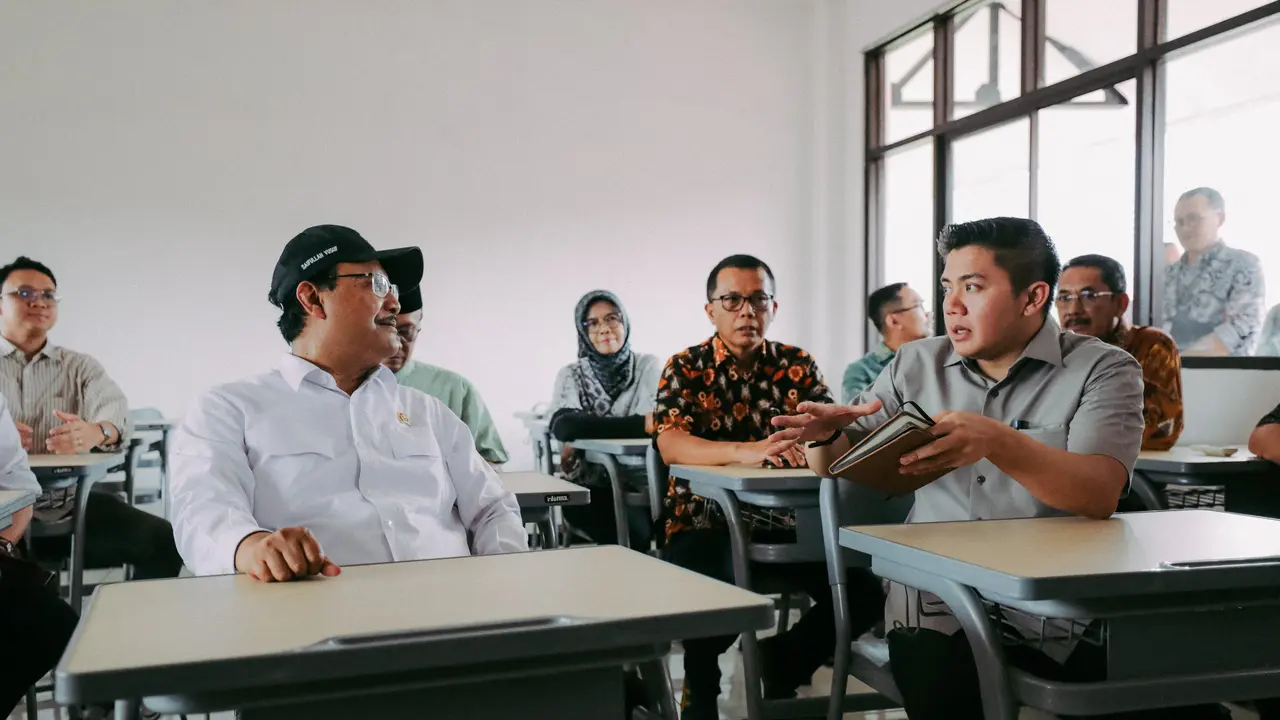 sekolah-rakyat-hadir-sebagai-solusi-pendidikan-untuk-anak-dari-keluarga-pra-sejahtera
